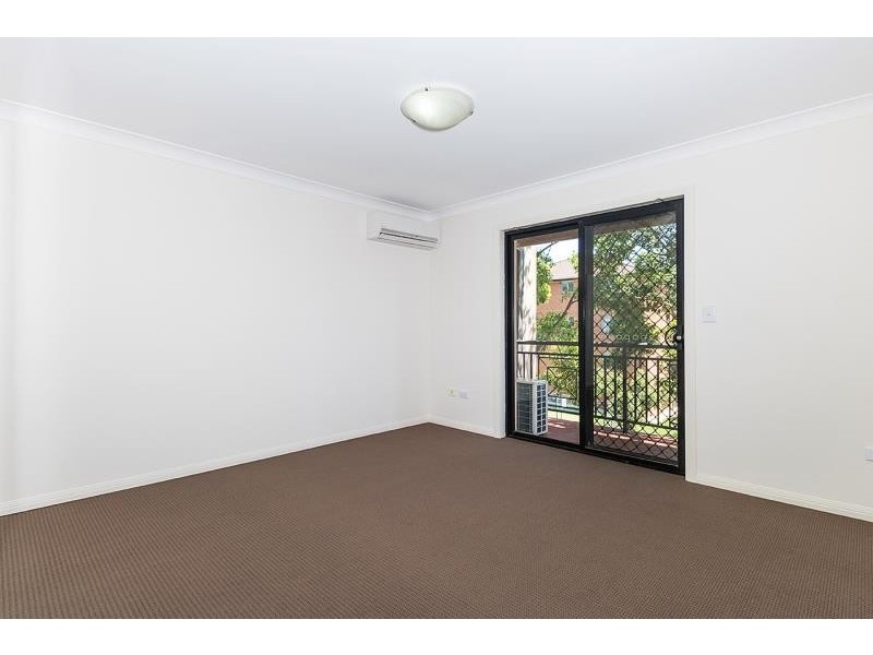 3/29-30 Parkside Lane, Westmead NSW 2145